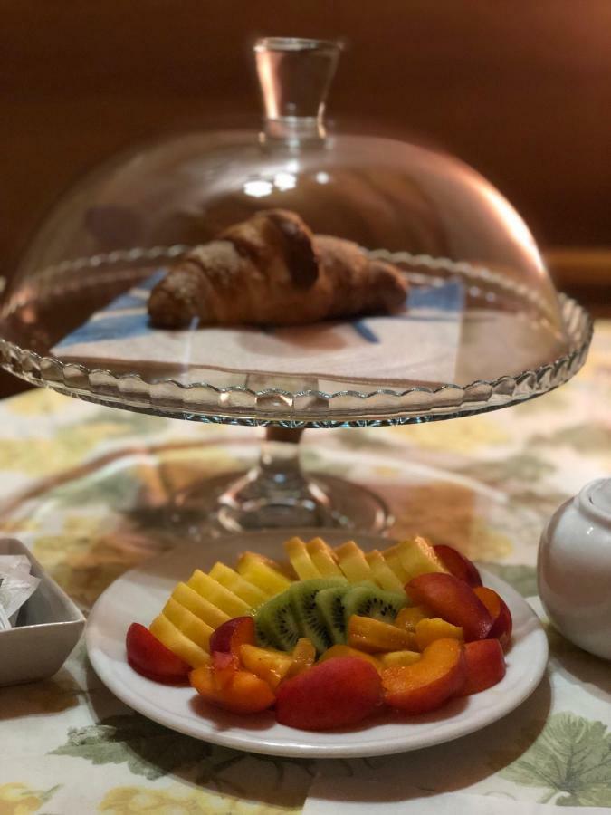 Bed and Breakfast La Marina Кальярі Екстер'єр фото